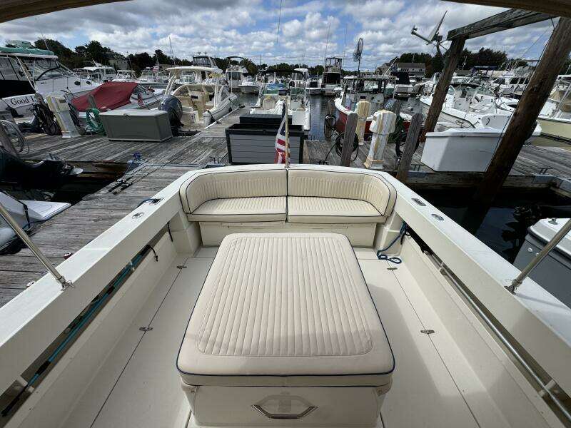 26ft Limestone Yacht For Sale