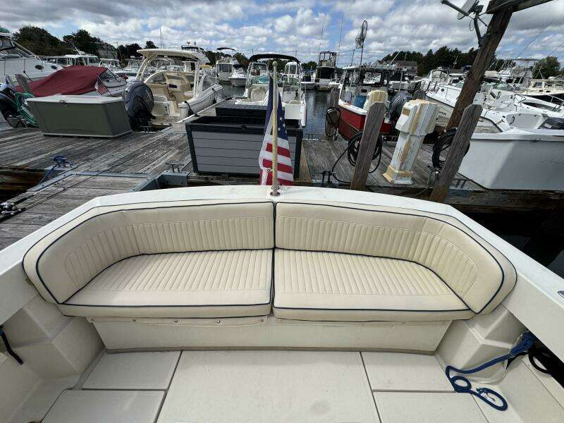26ft Limestone Yacht For Sale