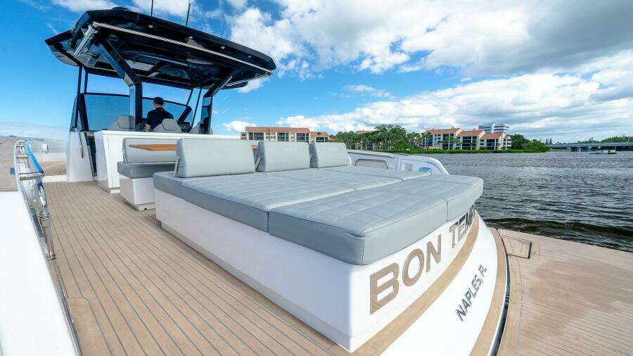 AVAILABLE NOW 43ft Pardo Yachts Yacht For Sale