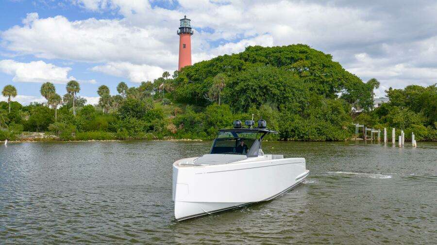 AVAILABLE NOW 43ft Pardo Yachts Yacht For Sale