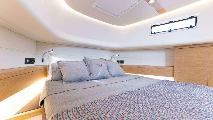 AVAILABLE NOW 43ft Pardo Yachts Yacht For Sale