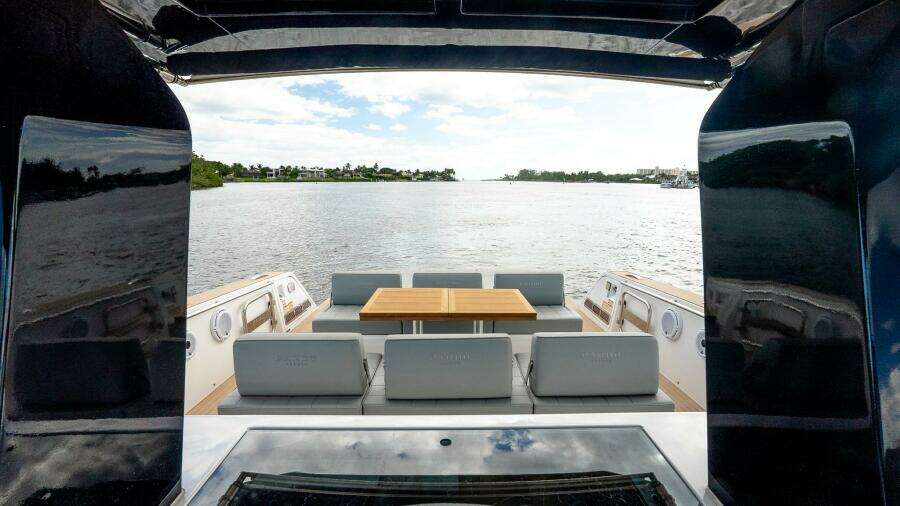 AVAILABLE NOW 43ft Pardo Yachts Yacht For Sale