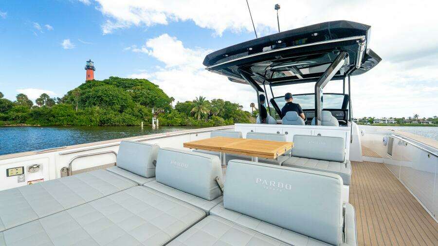AVAILABLE NOW 43ft Pardo Yachts Yacht For Sale