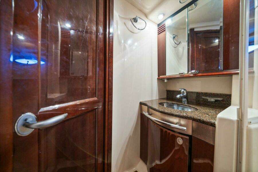 Vivid Imagination 52ft Sea Ray Yacht For Sale