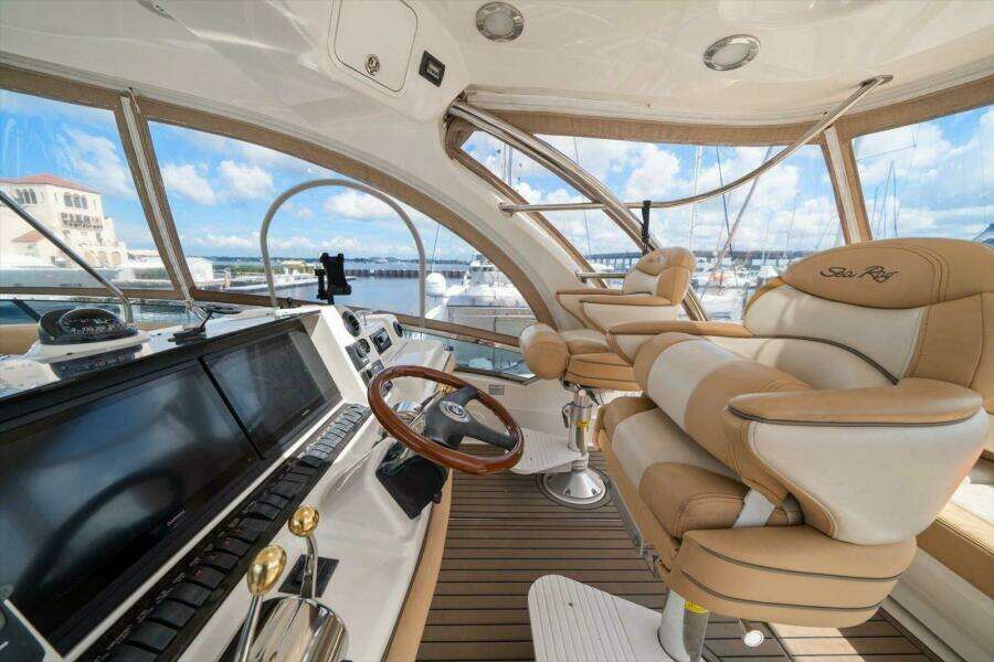 Vivid Imagination 52ft Sea Ray Yacht For Sale