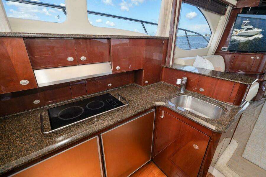 Vivid Imagination 52ft Sea Ray Yacht For Sale