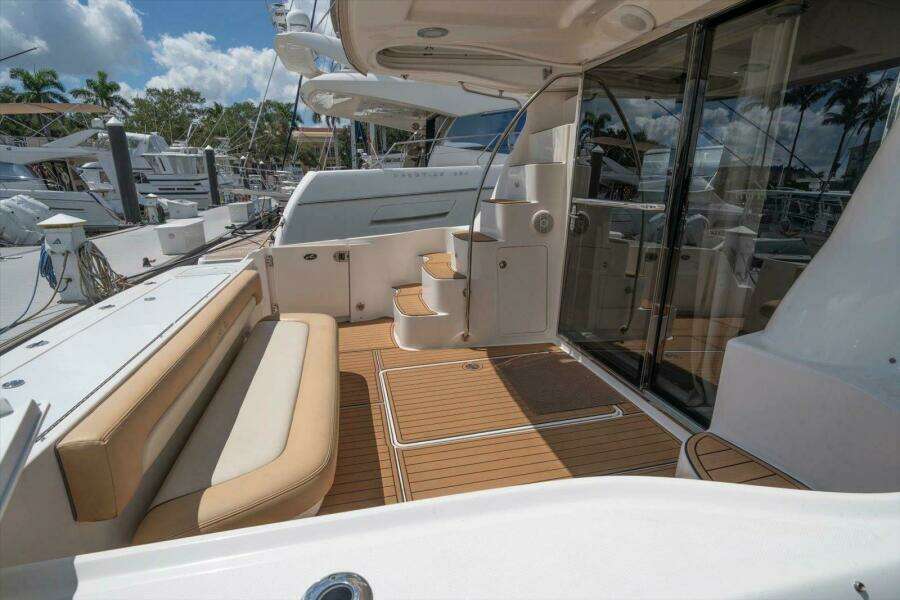 Vivid Imagination 52ft Sea Ray Yacht For Sale