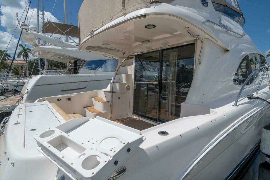Vivid Imagination 52ft Sea Ray Yacht For Sale