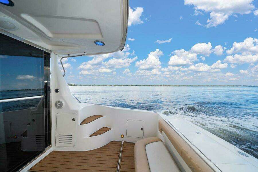 Vivid Imagination 52ft Sea Ray Yacht For Sale