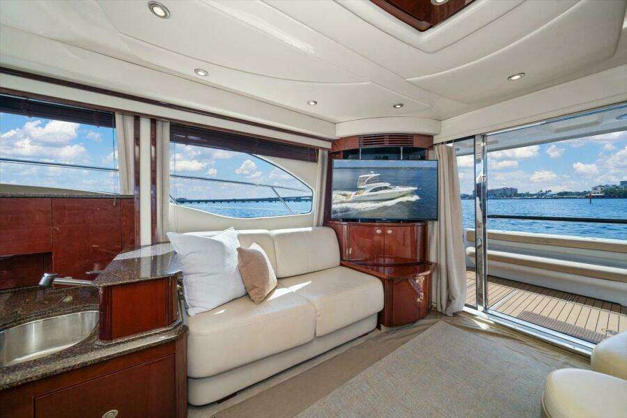 Vivid Imagination 52ft Sea Ray Yacht For Sale