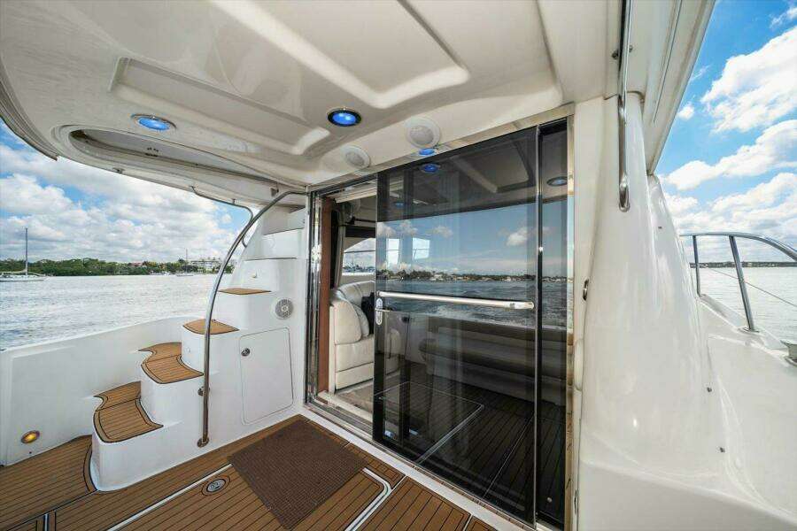 Vivid Imagination 52ft Sea Ray Yacht For Sale