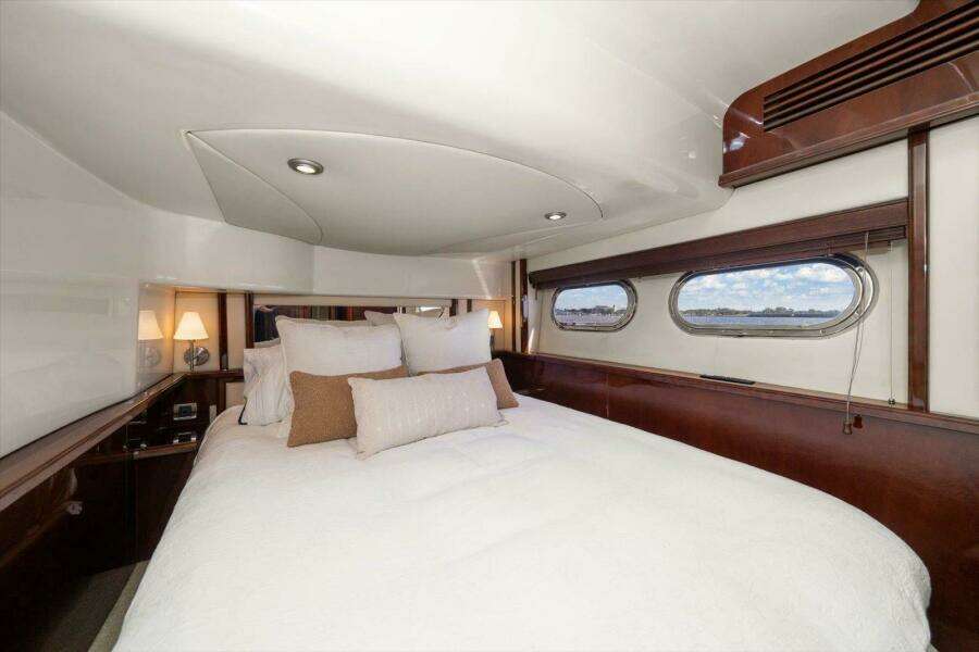 Vivid Imagination 52ft Sea Ray Yacht For Sale
