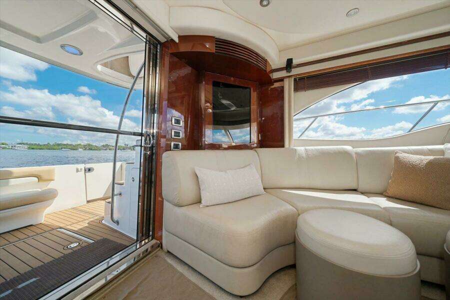 Vivid Imagination 52ft Sea Ray Yacht For Sale