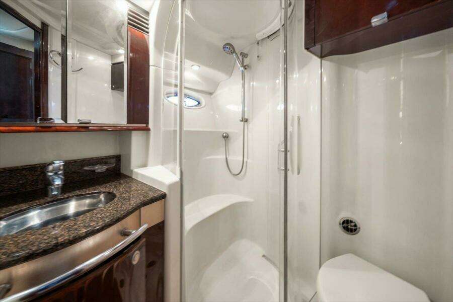 Vivid Imagination 52ft Sea Ray Yacht For Sale