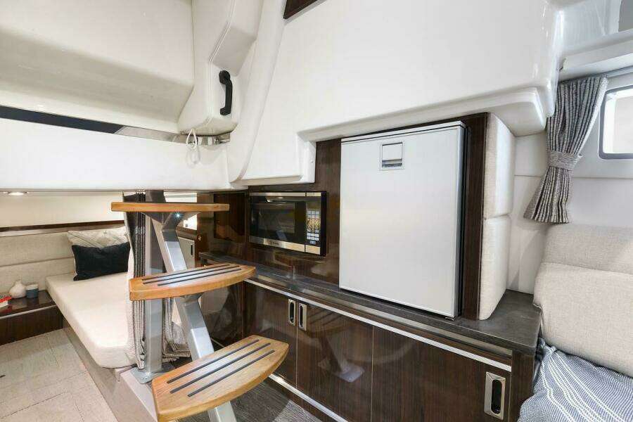 32ft Scout Yacht For Sale