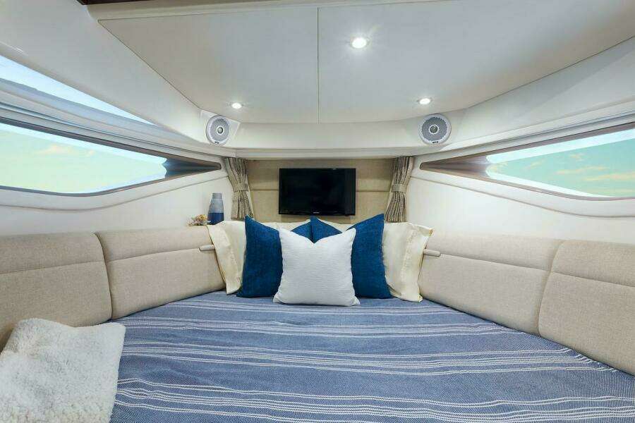 32ft Scout Yacht For Sale