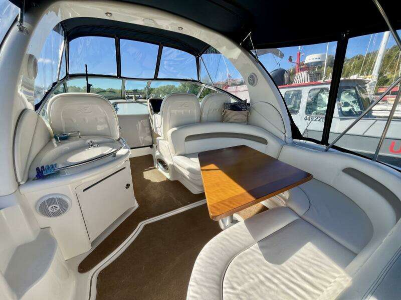 34ft Sea Ray Yacht For Sale