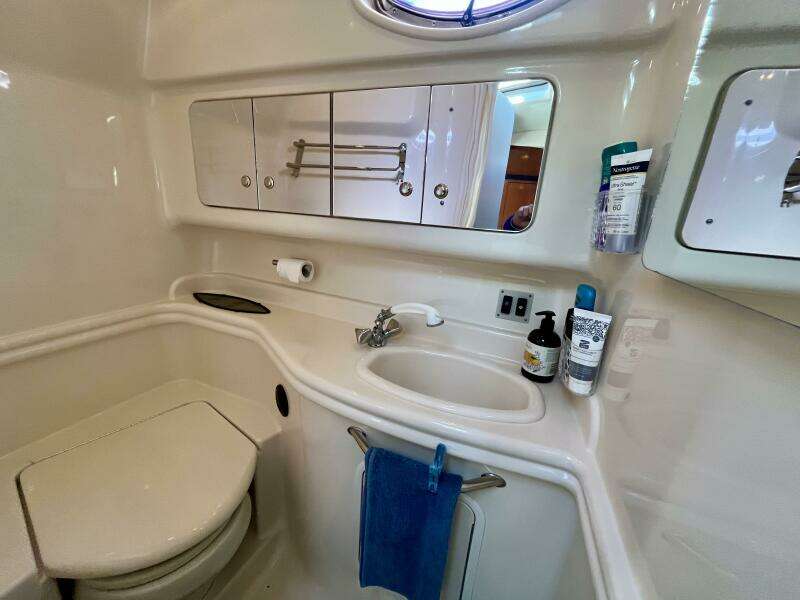 34ft Sea Ray Yacht For Sale