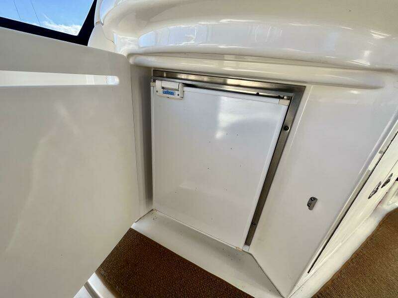 34ft Sea Ray Yacht For Sale