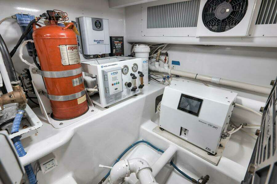 56ft Sunny Briggs Yacht For Sale
