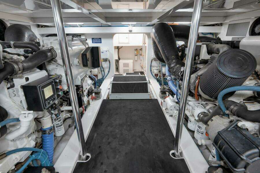 56ft Sunny Briggs Yacht For Sale