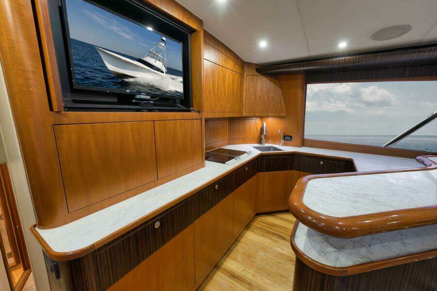 56ft Sunny Briggs Yacht For Sale