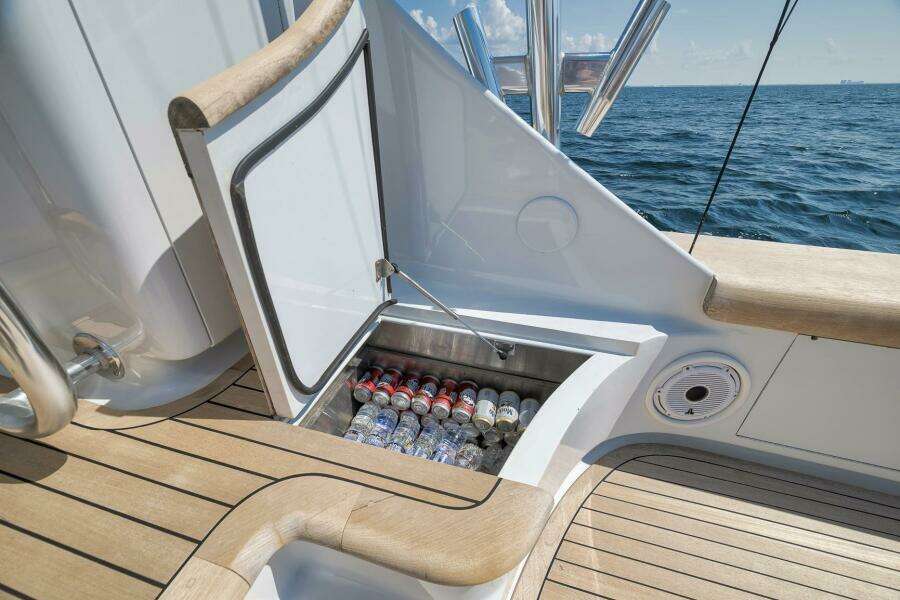 56ft Sunny Briggs Yacht For Sale