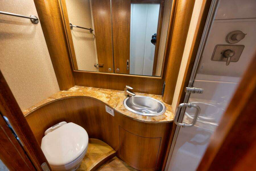 56ft Sunny Briggs Yacht For Sale