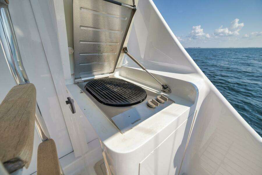 56ft Sunny Briggs Yacht For Sale