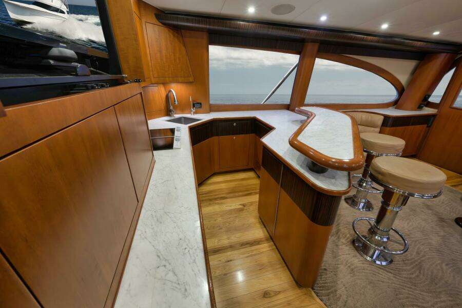 56ft Sunny Briggs Yacht For Sale