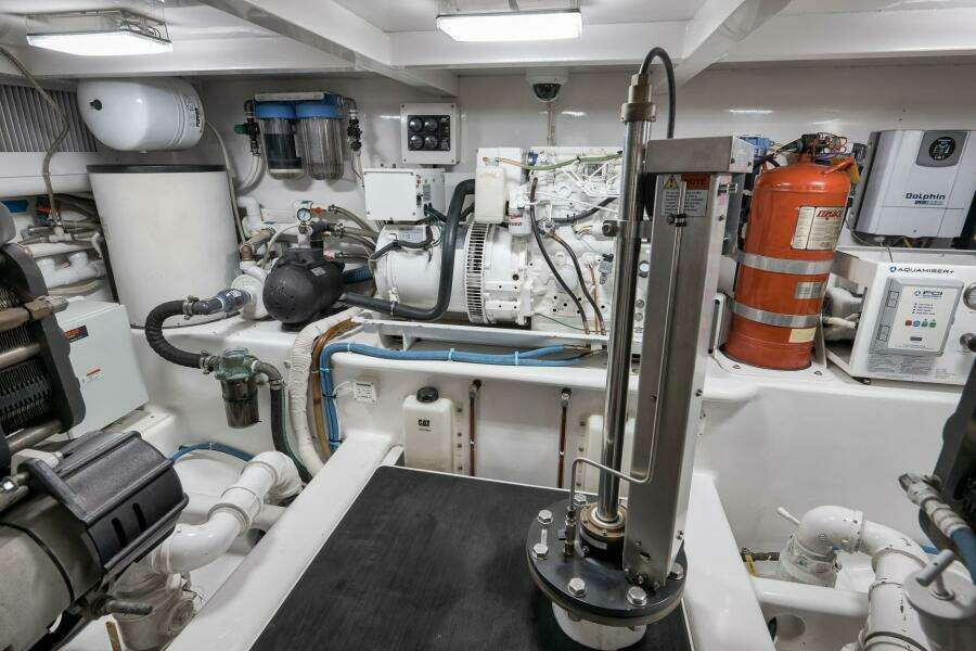 56ft Sunny Briggs Yacht For Sale