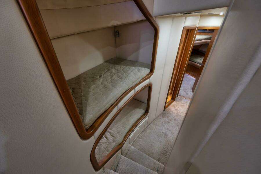 56ft Sunny Briggs Yacht For Sale