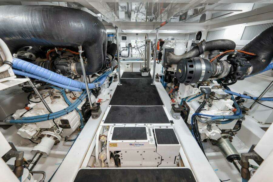 56ft Sunny Briggs Yacht For Sale