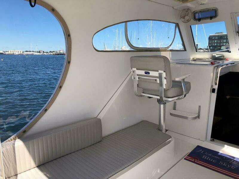 Blue Skye  30ft Mainship Yacht For Sale