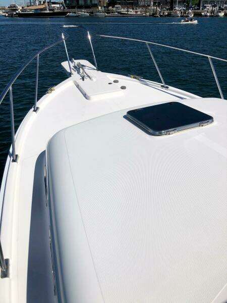 Blue Skye  30ft Mainship Yacht For Sale
