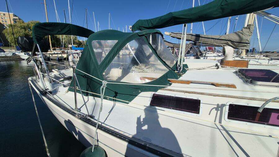 Heaven s Door 35ft Niagara Yacht For Sale