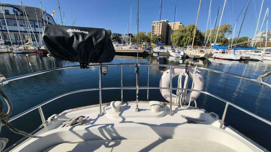 Heaven s Door 35ft Niagara Yacht For Sale