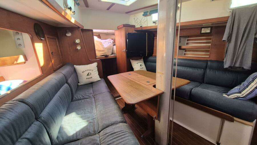 Heaven s Door 35ft Niagara Yacht For Sale