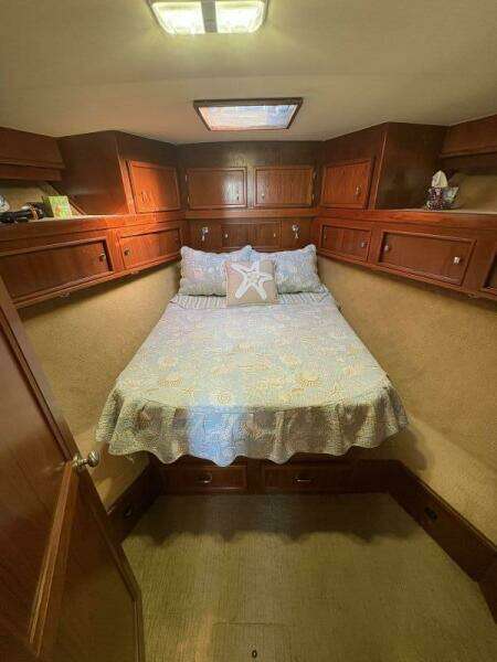 Monkey Business 37ft Egg Harbor Yacht For Sale