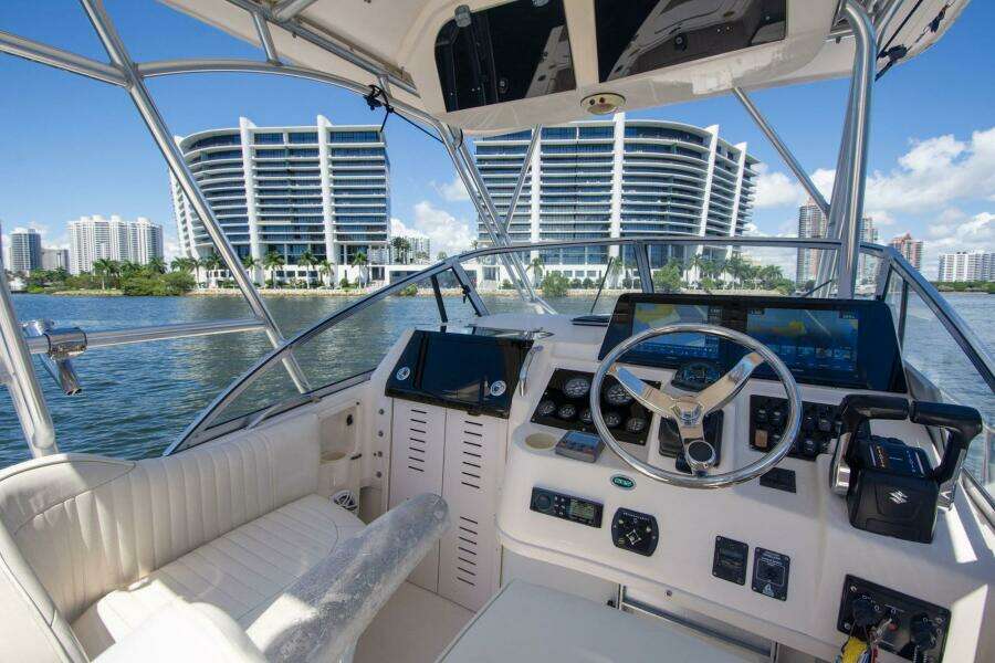 Reel Peace 28ft Grady White Yacht For Sale