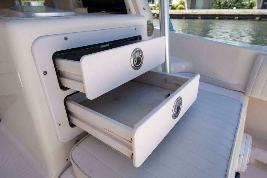 Reel Peace 28ft Grady White Yacht For Sale