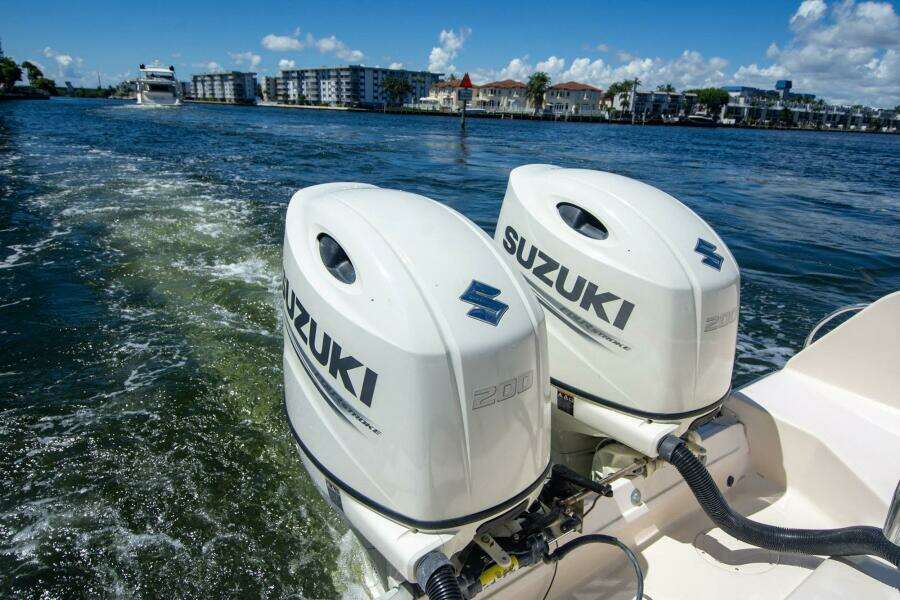 Reel Peace 28ft Grady White Yacht For Sale