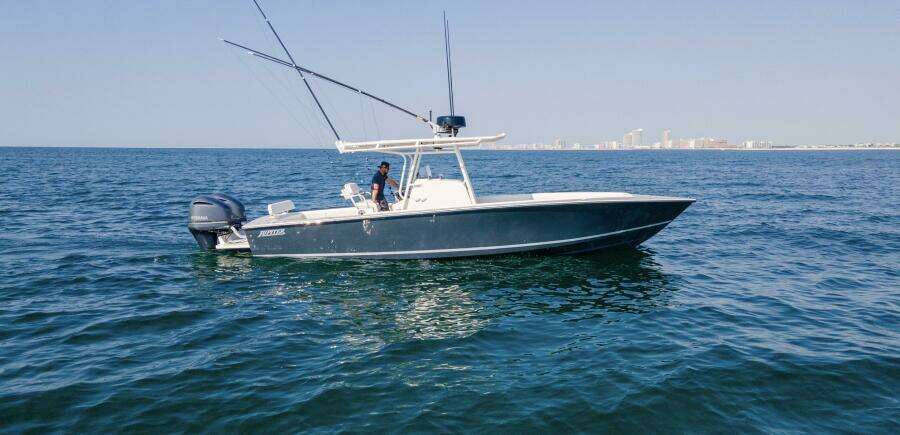 2004 31 Jupiter 31FS Smoke Show Starboard