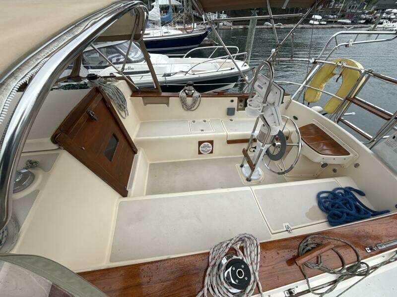 Afterglow 32ft Island Packet Yacht For Sale