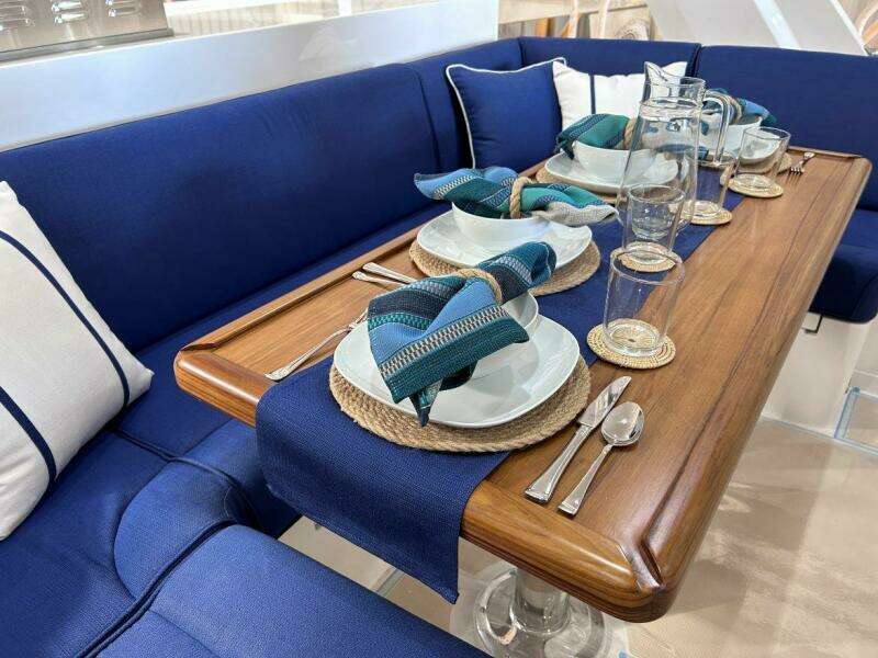 FB Settee