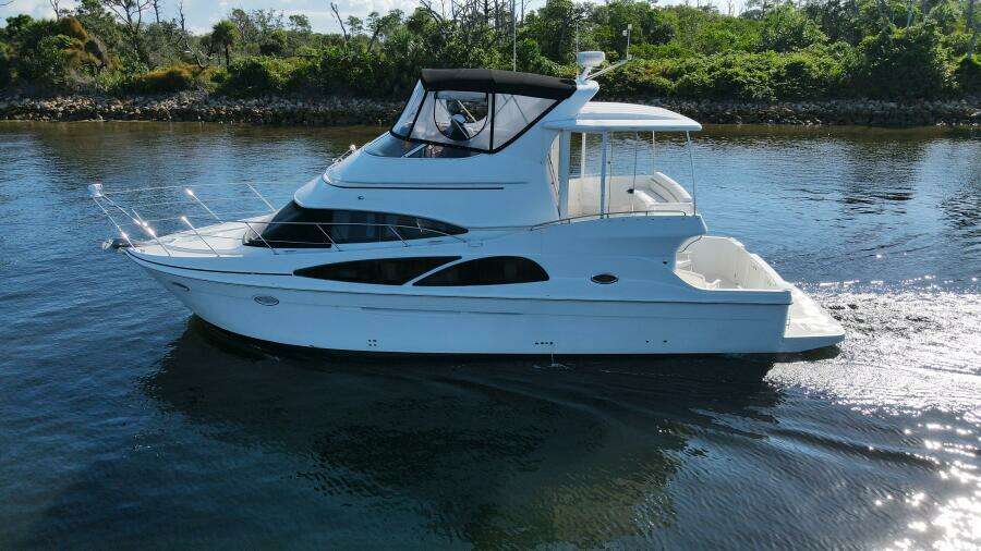 Aloha Spirit 41ft Carver Yacht For Sale