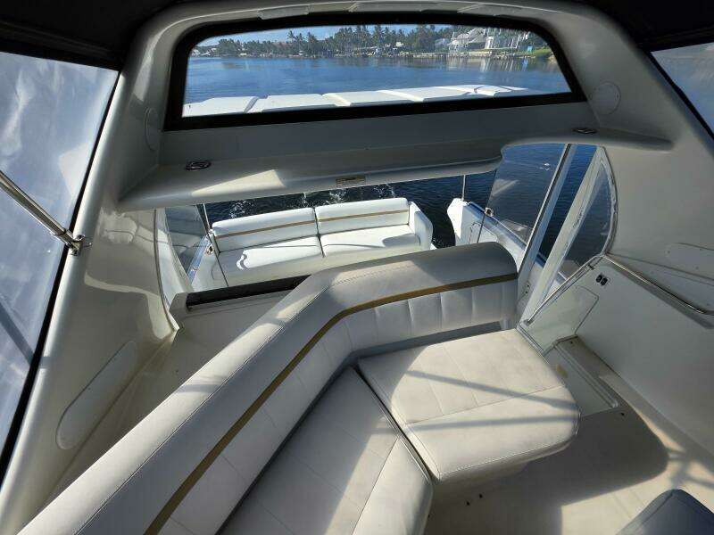 Aloha Spirit 41ft Carver Yacht For Sale
