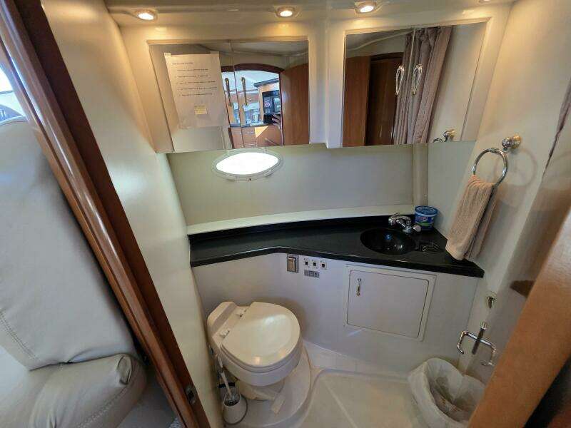 Aloha Spirit 41ft Carver Yacht For Sale