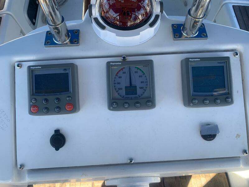 XTC 46ft Beneteau Yacht For Sale