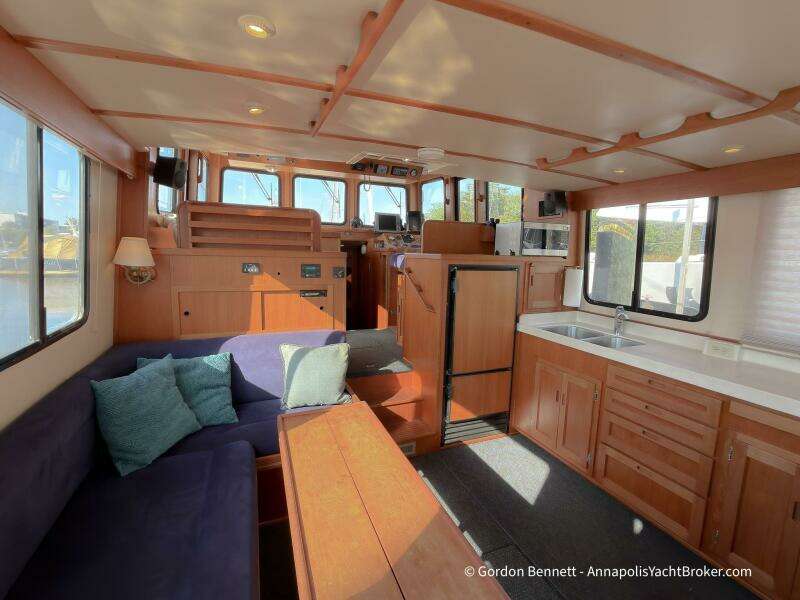 Dee Gee 37ft Nordic Tugs Yacht For Sale